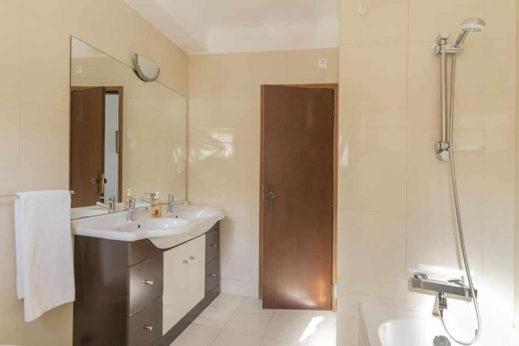 Quintinha De Sabadim - 500 Metros Da Ecovia De Sistelo Villa Arcos de Valdevez Luaran gambar